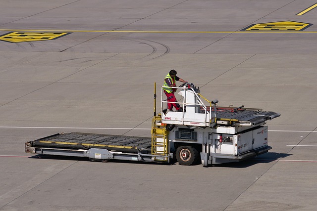 special vehicle, airport, tarmac, work, tractor, airport tractor, workers, transport, vehicle, logistics, container, industry, driver, loading, charge, airport, tarmac, tarmac, tarmac, tarmac, tarmac,