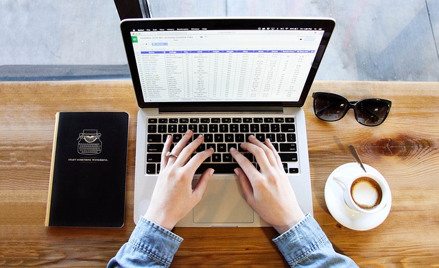 Deep Work: Strategier for fokus og uforstyrret produktivitet i en hektisk verden