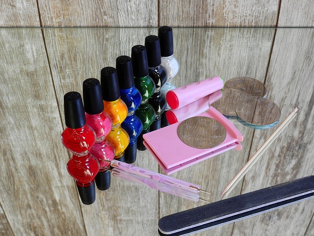 nail polish, fingernails, manicure, paint, nails, toenails, fashionable, nail design, cosmetics, to dye, rubber stamp, konad, nail art, nail polish, nail polish, nail polish, nail art, nail art, nail 